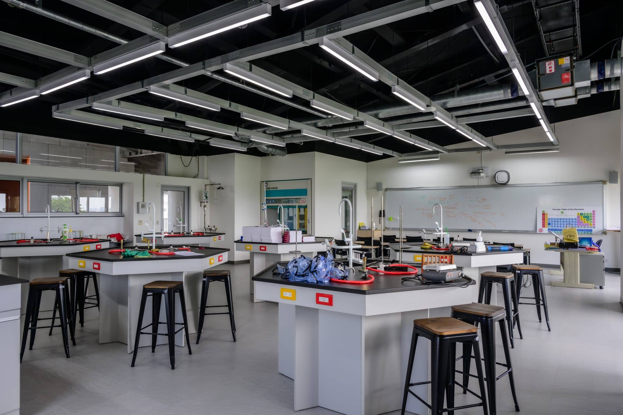 Our five science labs and an elementary school STEAM makerspace provide opportunities for innovation, hands-on learning, and 21st-century skill building.